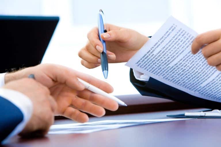 O MEI pode contratar quantos funcionários? Saiba como funciona, quanto custa e qual o limite para contratar